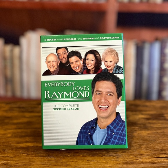 NEW Everybody Loves Raymond - Season 2-Perfect Discs never used ISBN 0783130546 - Picture 1 of 13
